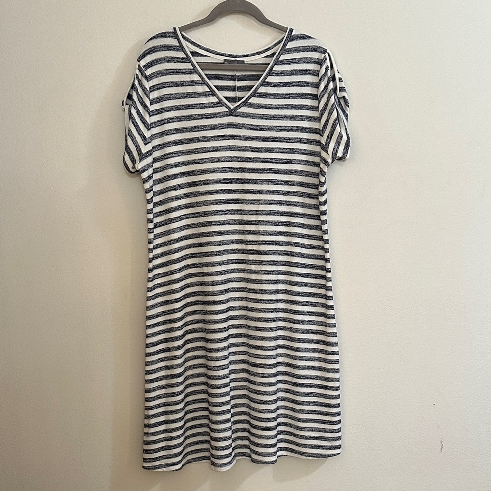 Market & Spruce Navy and White Striped Knit Dress